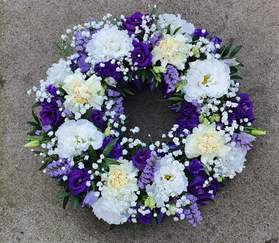 Open Mixed Wreath